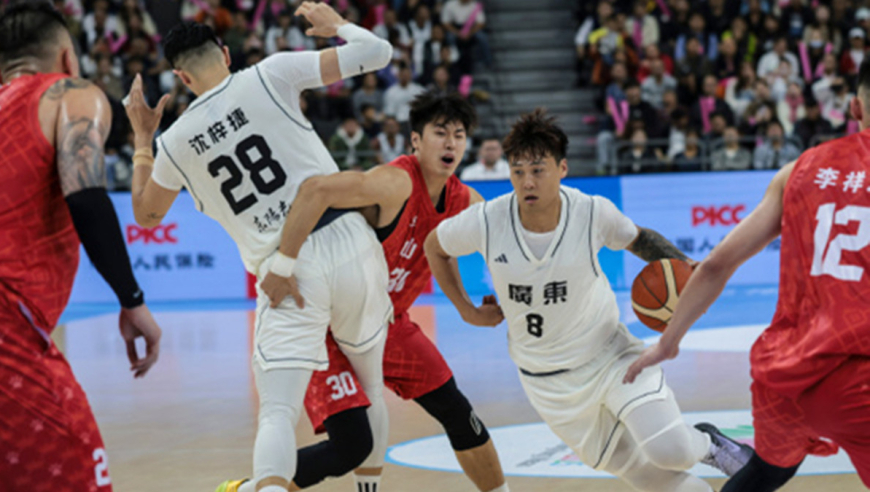 杜锋打造夺冠组合！广东93-65胜浙江，2人7次“连线”是转折