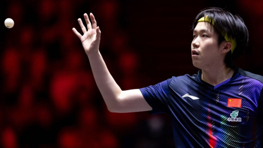 WTT新加坡大满贯｜共情对手伤情，王楚钦只身进男单四强，女单四强国乒三席