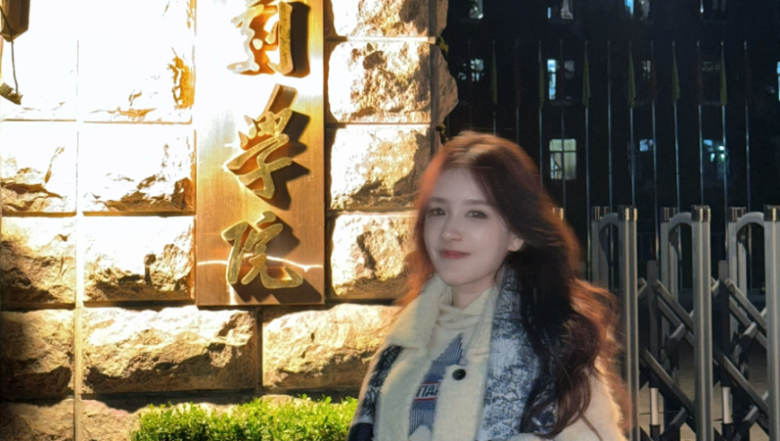 【LPL老婆】Rita夜晚街头漫步，就像女大学生