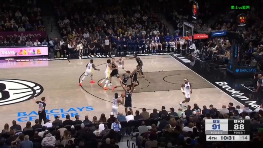 全队欢呼沸腾！原声还原勇士vs篮网决胜时刻：库里绝命2+1奠定胜局