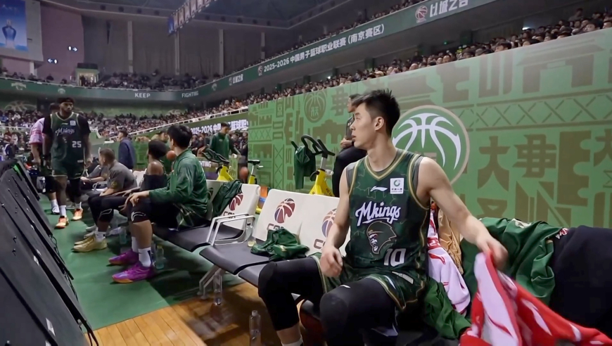 郭昊文上半场22分下半场0分回顾 报复对手领违体+第五犯尴尬毕业