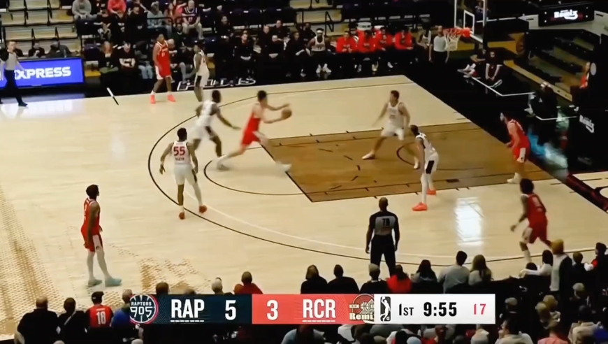 打的漂亮!杨瀚森补篮绝杀全场沸腾