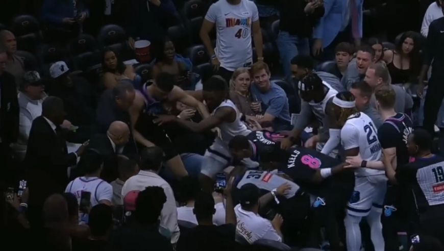 从球场打到观众席！热火灰熊大规模冲突全过程，2人被驱逐