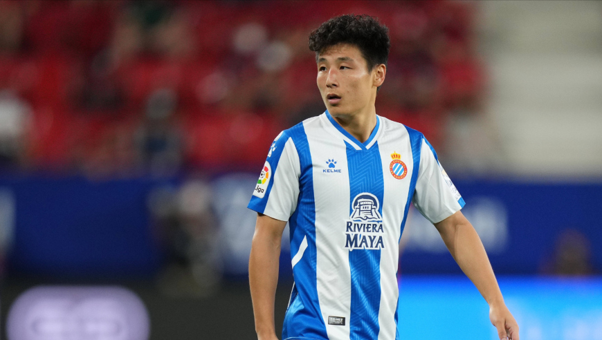 全村的骄傲！回顾20年武磊破门绝平巴塞罗那 彻底引爆中国互联网