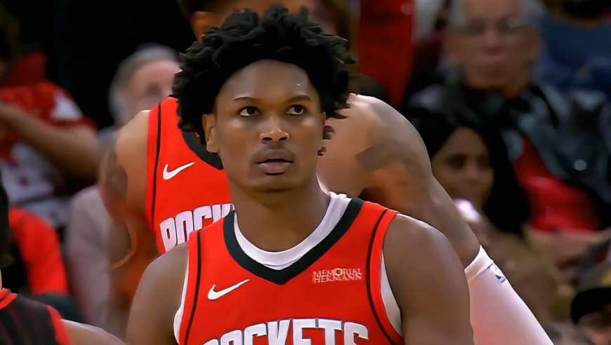 燃尽了！火箭末节被公牛反超 阿门汤普森命中三分+强造犯规夺回领先