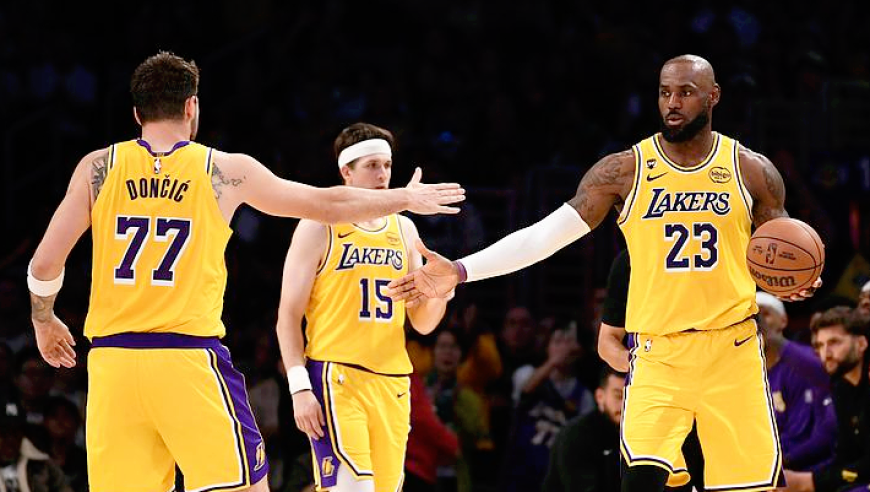 湖人近9战8胜步入正轨，詹姆斯牺牲出手，东契奇彻底蜕变