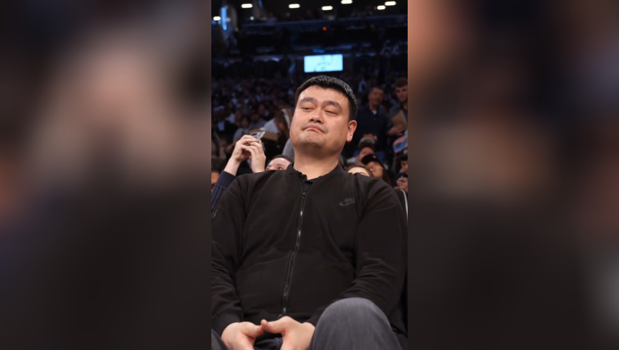 答案太搞笑！火箭老大哥困惑数年的难题 姚明为何那么喜欢吃西红柿