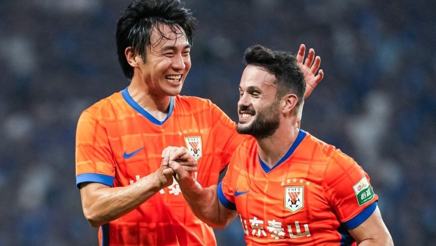看点拉满！回看泰山3-3申花：争议角球破门瓦科戴帽绝平主帅崩溃发言
