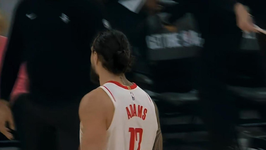 完爆骑士双塔！火箭开场篮板与内线全面压制骑士轰出7-0梦幻开局