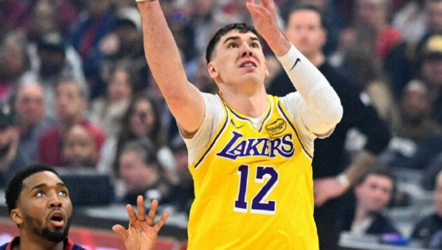 第三节崩盘！东契奇29分，詹姆斯10中3，湖人30分惨败骑士队