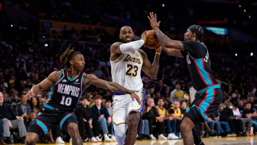 数据帝：26+7+10！老詹再创NBA纪录 杀星29分钟9三分队史第二人