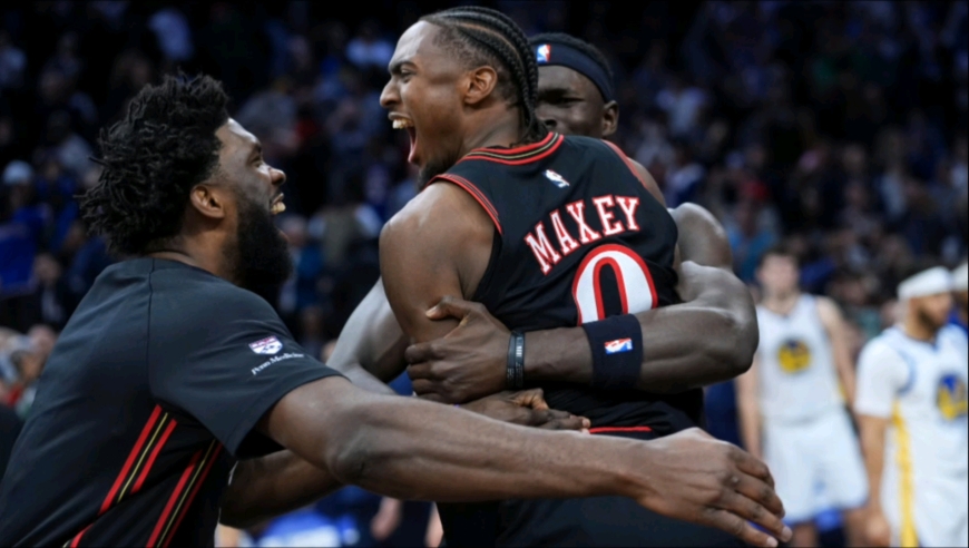 紧张到窒息！慢镜还原勇士76人决胜时刻，埃奇库姆0.9秒绝杀