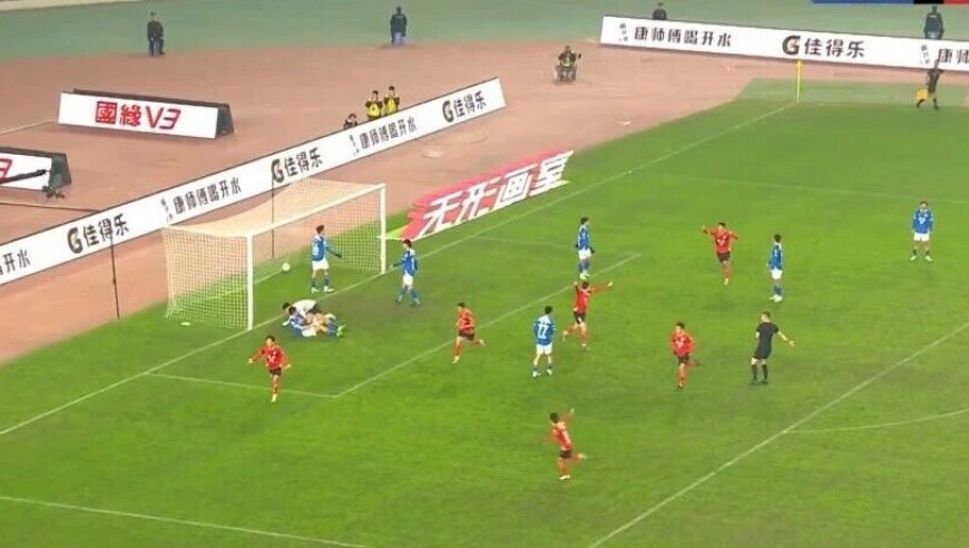 首回合，南京0:3苏州