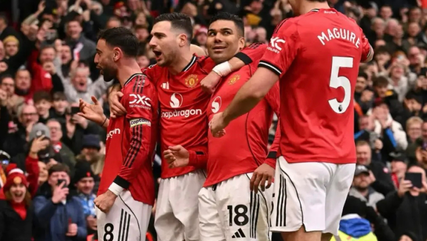 英超：曼联3-1维拉 B费助攻双响 卡塞米罗、库尼亚、谢什科破门