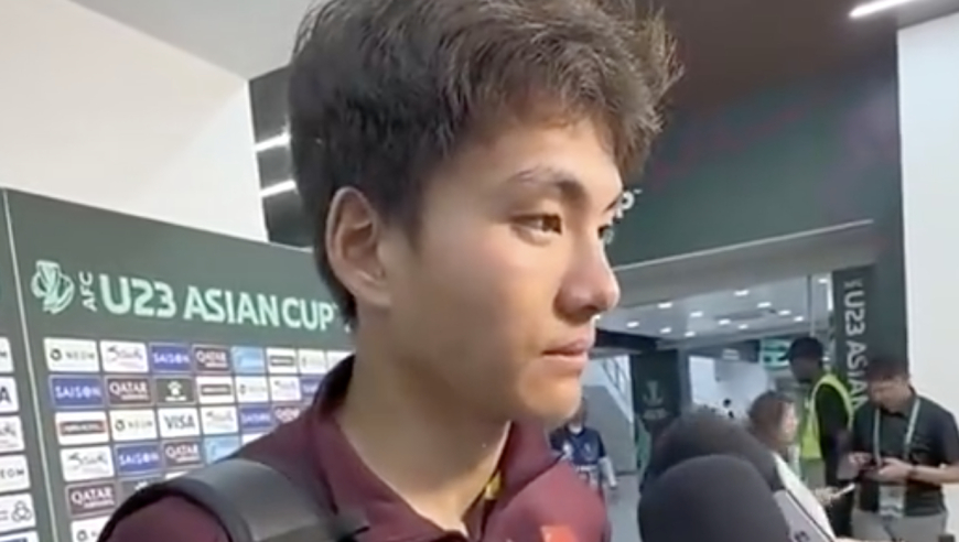 心疼！21岁李昊哭红了双眼：对不起全国球迷 我没有守住那些球