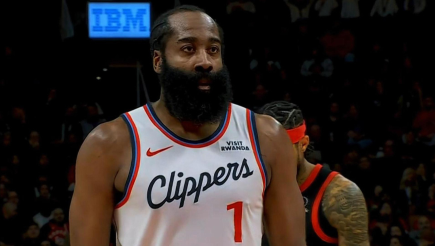 绝境看登神！哈登连续四次突破连拿8分一人轰8-0助快船追平猛龙