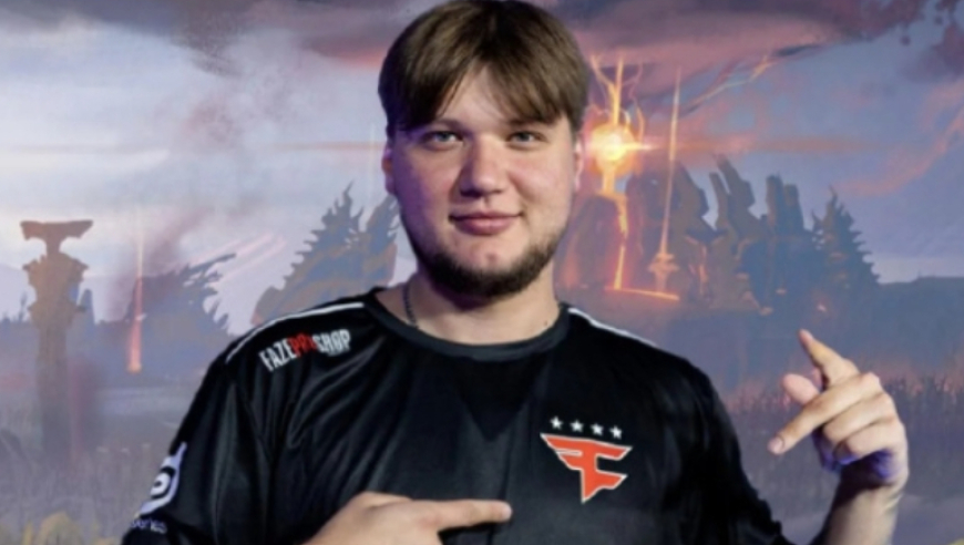 电竞圈出现离谱事件，选手比赛时突然缺席，跑去参加DOTA2比赛