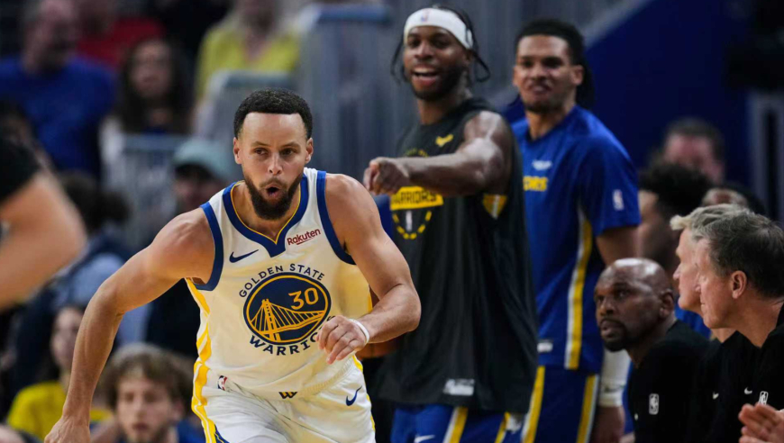 Top时刻 | 12日十佳球：库里神仙拉杆 华子单挑文班准绝杀