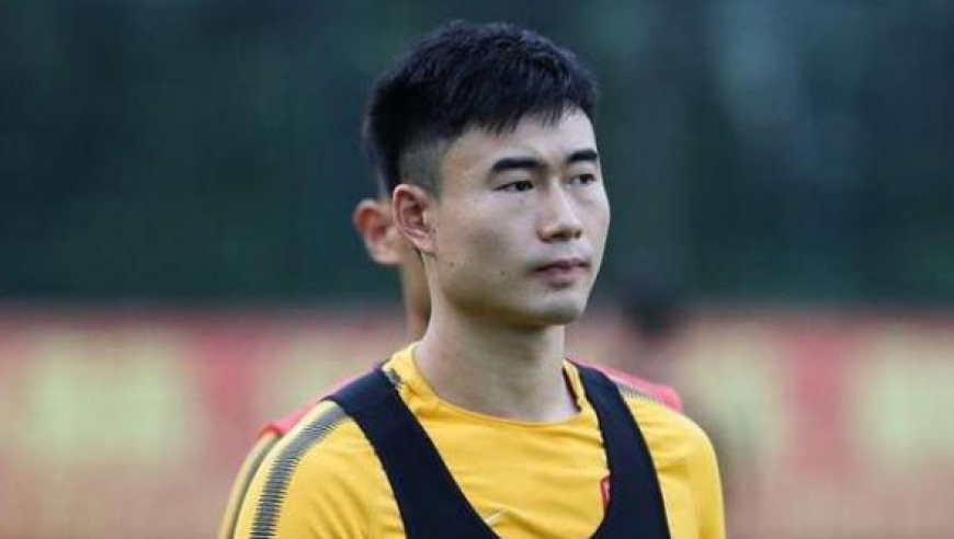 致命暴击！邓涵文决意离开武汉三镇，新东家已浮出水面，不是浙江