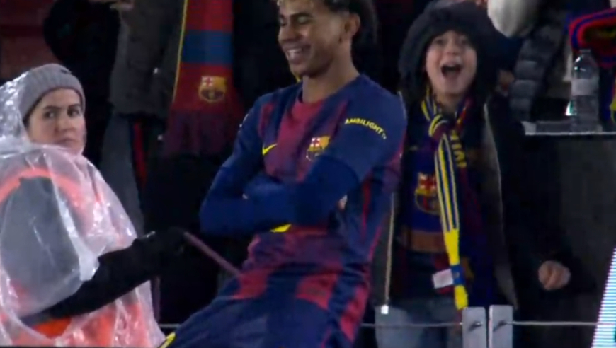 超级世界波！亚马尔凌空侧钩破门，2026西甲首球，弗里克狂喜