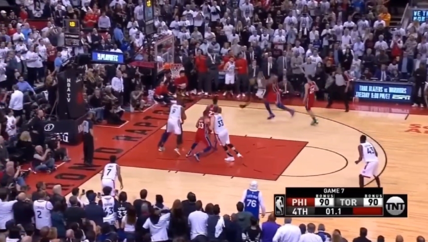 莱恩纳德三次颠球绝杀名场面