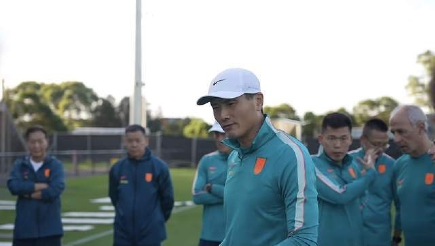 CCTV5直播，邵佳一上任首秀，国足不摆铁桶阵 王钰栋延续火热状态