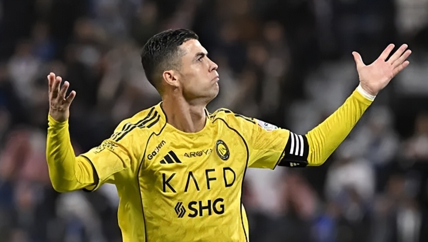 C罗获邀重返欧洲足坛！主帅直言：他若来此踢球将是梦幻时刻