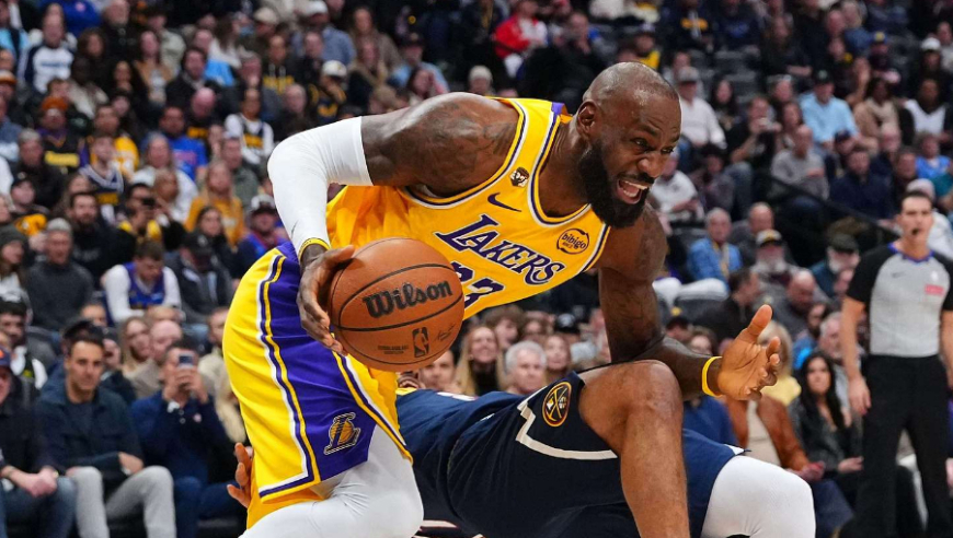 湖人掘金末节决胜时刻：湖人五分钟轰16-0反超 掘金觉醒太晚被逆转