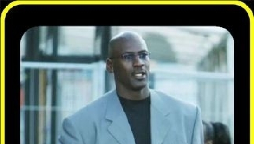 体坛记忆｜当篮球之神遇上古巴辣妹，50岁高龄也要拼上双胞胎