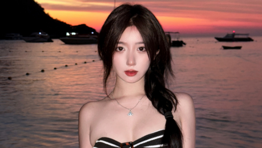 呆妹儿直播哽咽诉苦，每天凌晨5点才吃饭，因为要陪粉丝聊天