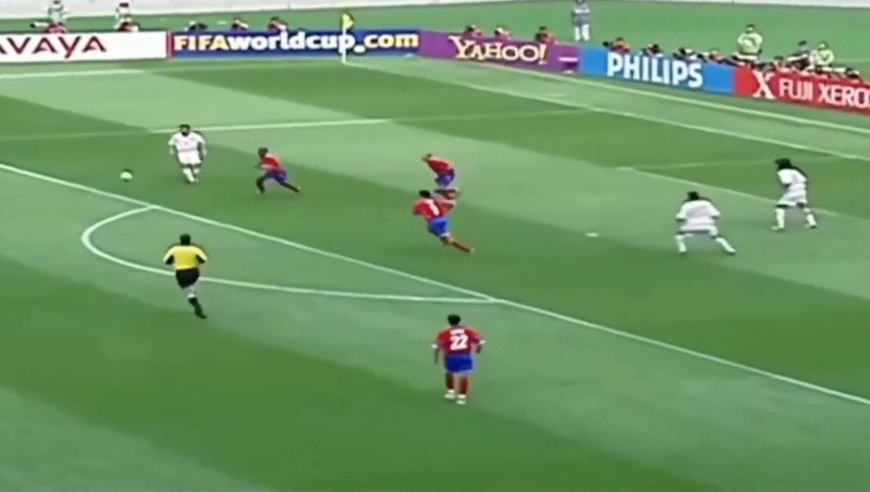 2002韩日世界杯小组赛【中国vs哥斯达黎加】，小伙伴们来一波回忆杀｜体坛记忆