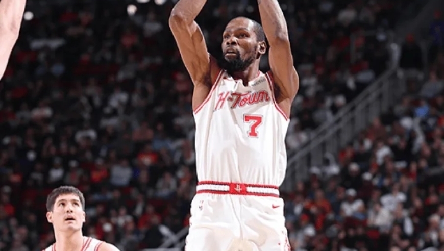 火箭惨败马刺！仅杜兰特能看，阿门申京隐患明显，替补仅得14分！