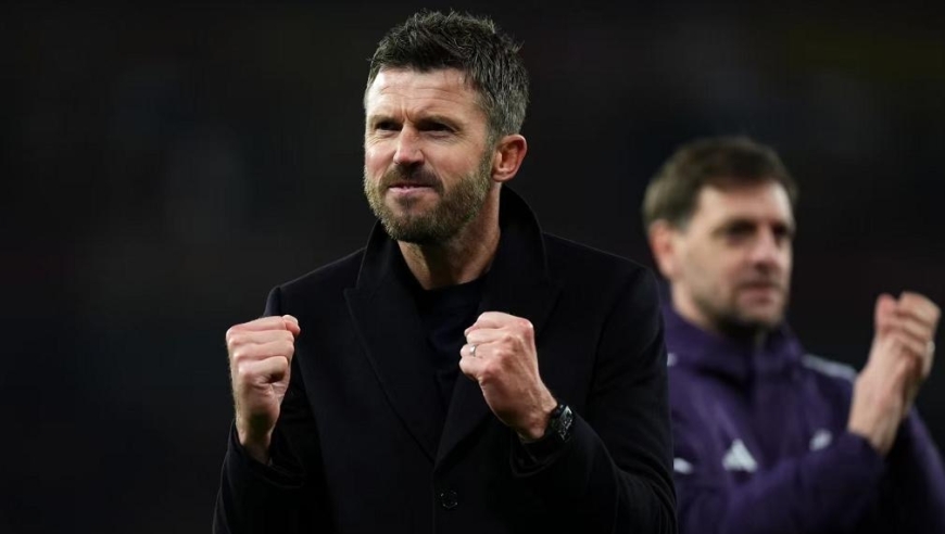 卡里克比肩狂人破8年不胜魔咒！库尼亚世界波绝杀，曼联3-2阿森纳