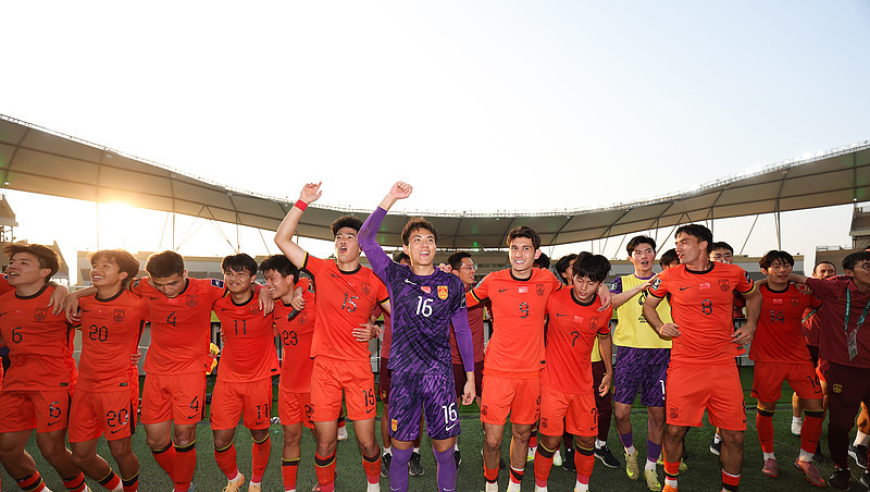 历史就是用来被打破的！U23国足赢得点球大战，将与越南争夺亚洲杯决赛权