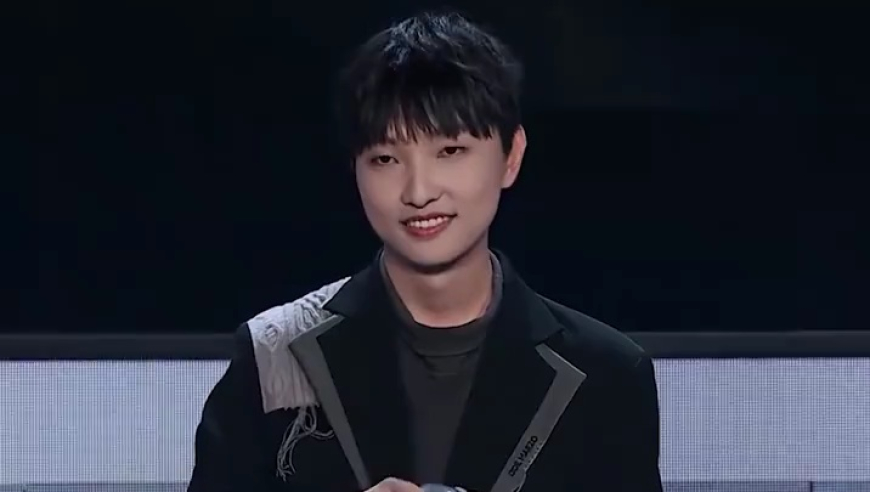 S15瑞士轮第五轮抽签结果出炉！TES和BLG生死战上演内战，众解说全部哀嚎！LPL八强只有两个席位！