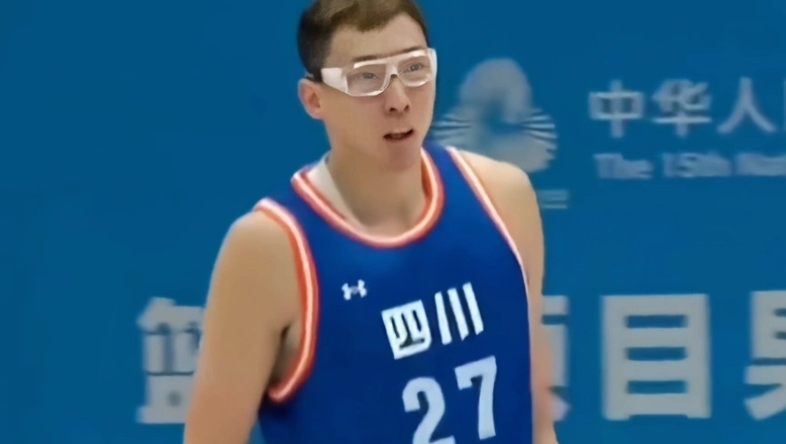 随着四川89-76淘汰北京，浙江赢上海，全运会男篮半决赛对阵出炉（附最新晋级图）