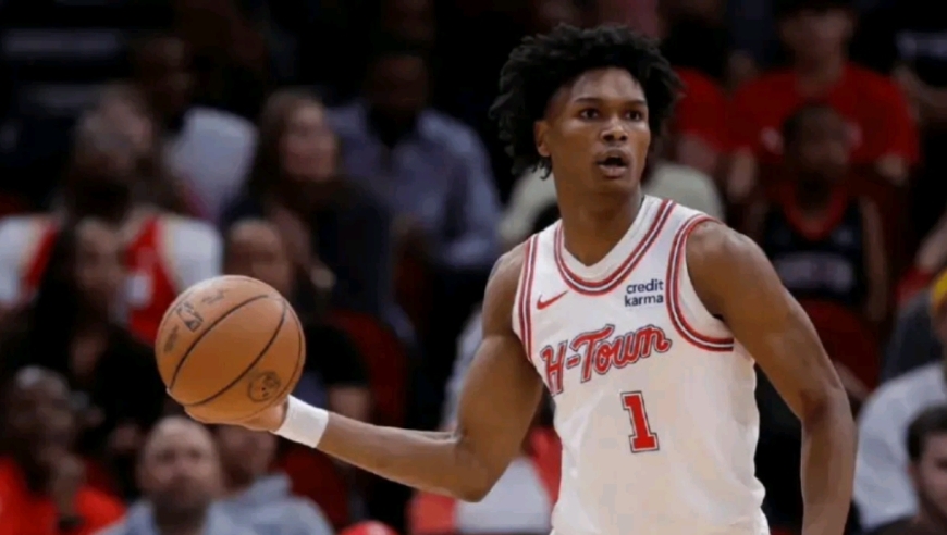 5年2.52亿！比申京的合同都大，比肩文班亚马，没篮的后卫值这价？