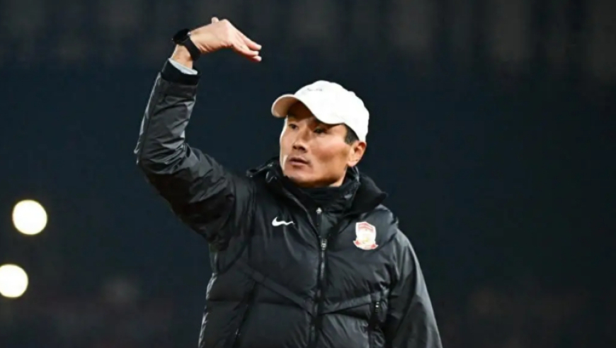 足协疑遭“架空”：3次失去选帅权，工作组成摆设，被迫用邵佳一？