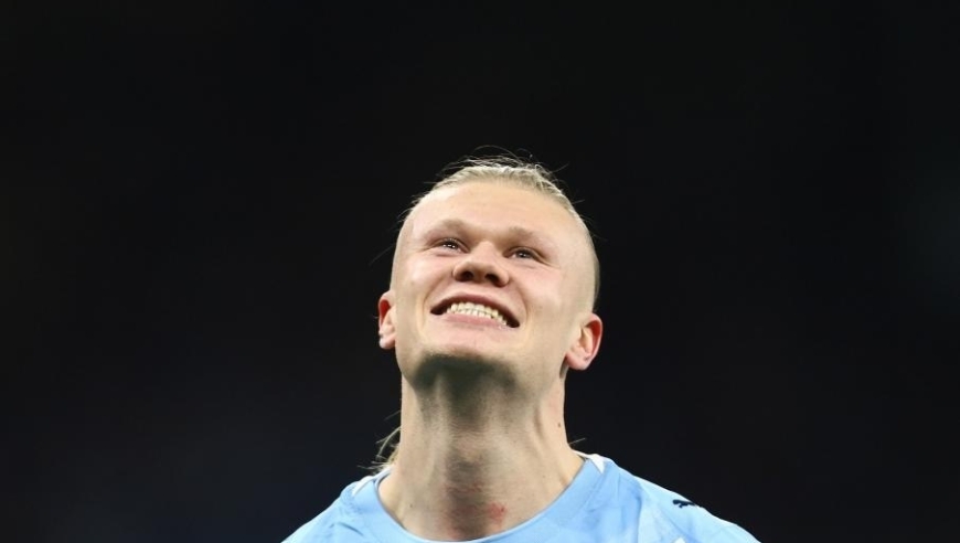 塞梅尼奥传射，哈兰德比肩曼联名宿，曼城3-0富勒姆20连胜造2大神迹