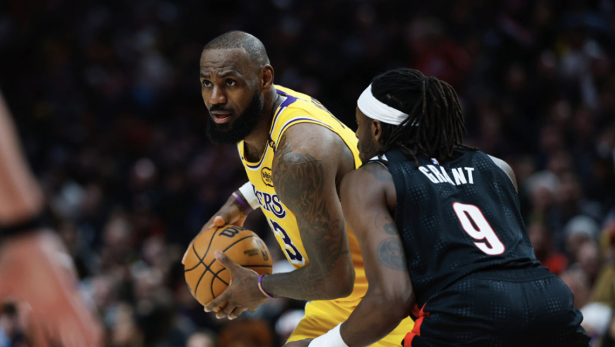 18日NBA前瞻：库里率勇士冲击3连胜 詹姆斯单核能否避免湖人连败？