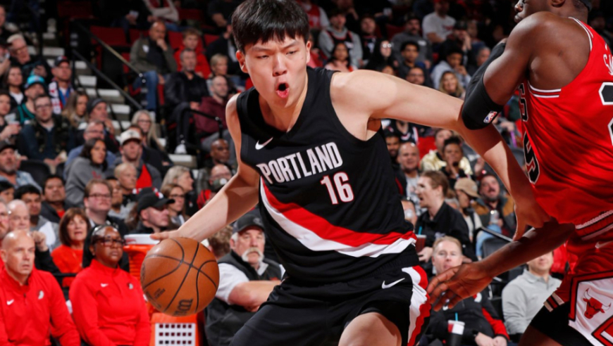 官方队记：杨瀚森自信心远超赛季初期 12月初预计再次下放发展联盟