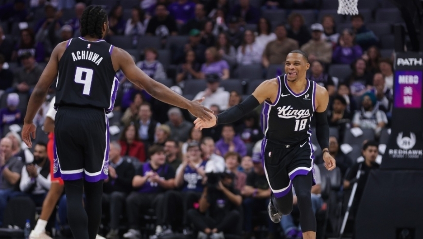 50败联盟首队！德罗赞总分超库里国王负鹈鹕 威少19+10