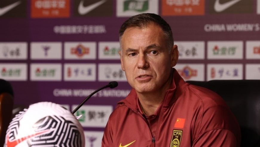 水庆霞拒绝再回中国女足执教，51岁洋帅保住帅位，带队出征亚洲杯