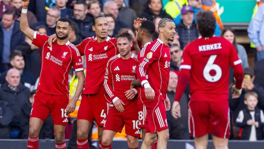 英超疯狂对攻！利物浦5-2西汉姆集锦：范戴克5人包夹下暴力头槌