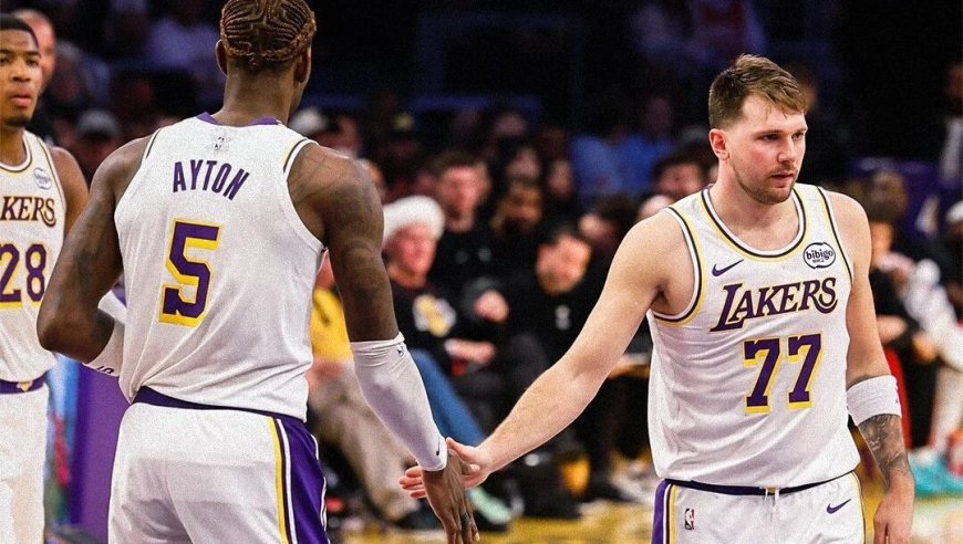 正负值-33！赛季最差一战！詹姆斯直接离开球馆