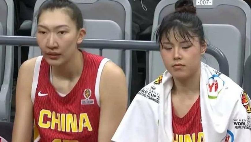 中国女篮65-80惨败！产生2个意想不到，以及2个不争事实！最新排名出炉