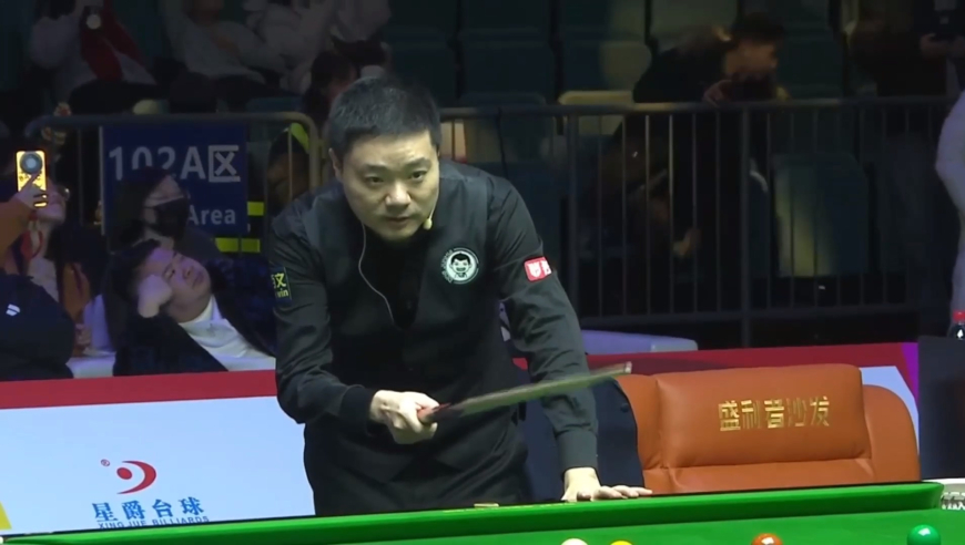 神来之笔经典再现！2017世锦赛魔术师经典一击，丁俊晖墨菲成都复刻