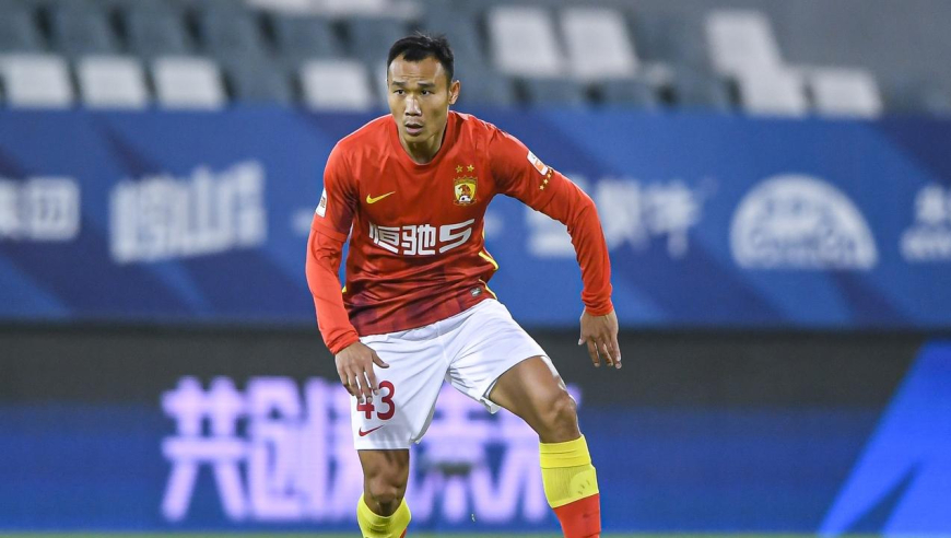 降维打击！回看老甲A前恒大38岁旧将2场狂轰5球，制霸射手榜