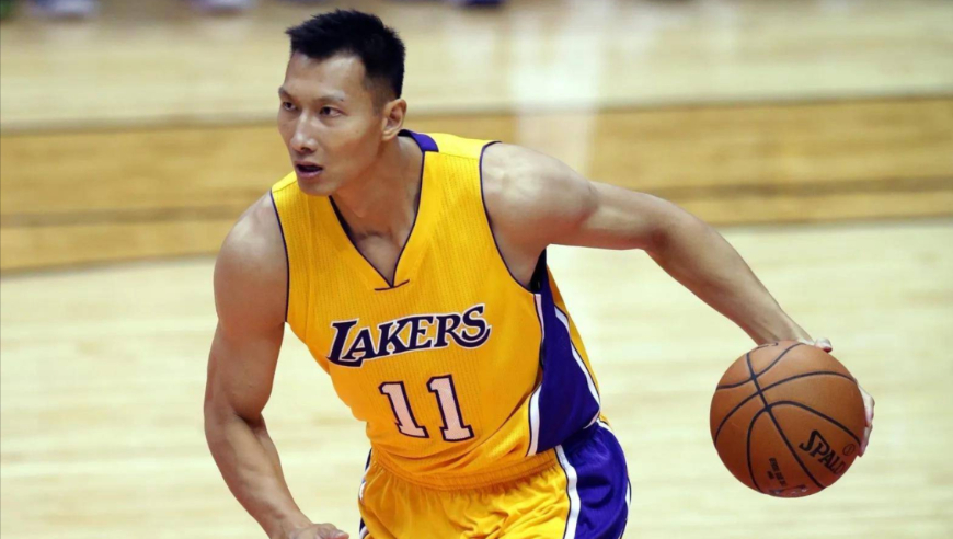 巅峰阿联到底多强？回顾易建联NBA十佳球 中国男篮最后的排面
