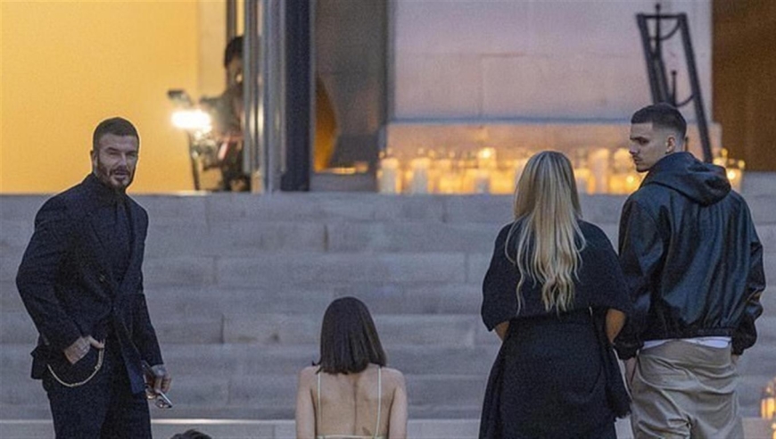 贝克汉姆全家齐聚巴黎时装周，维多利亚：感谢家人始终如一地支持